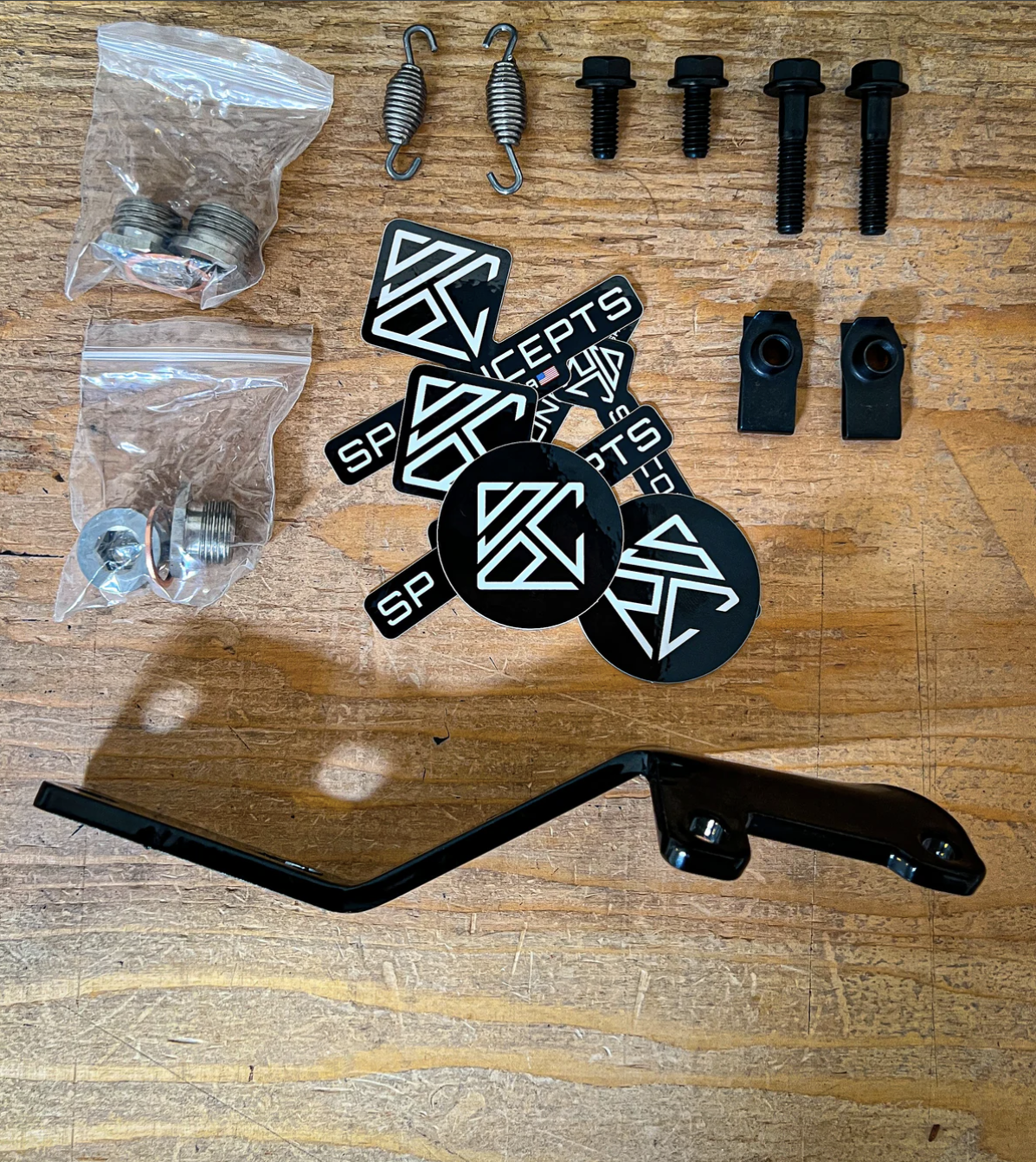 2017-PRESENT M8 BAGGER - CUTBACK