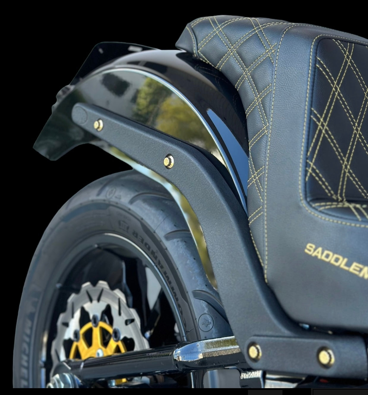 Softail Side bolt kit