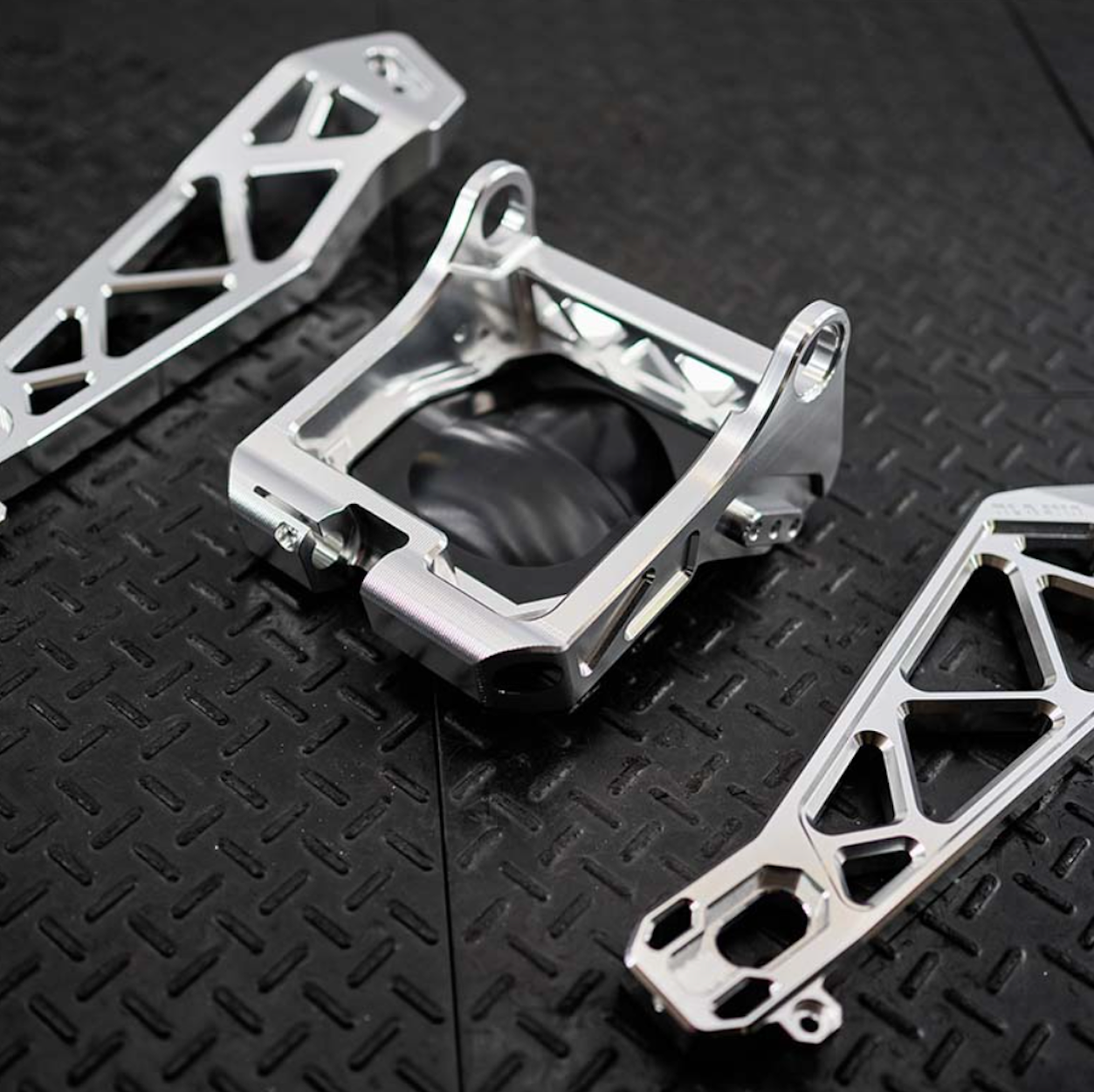 Swing Arm for Softail