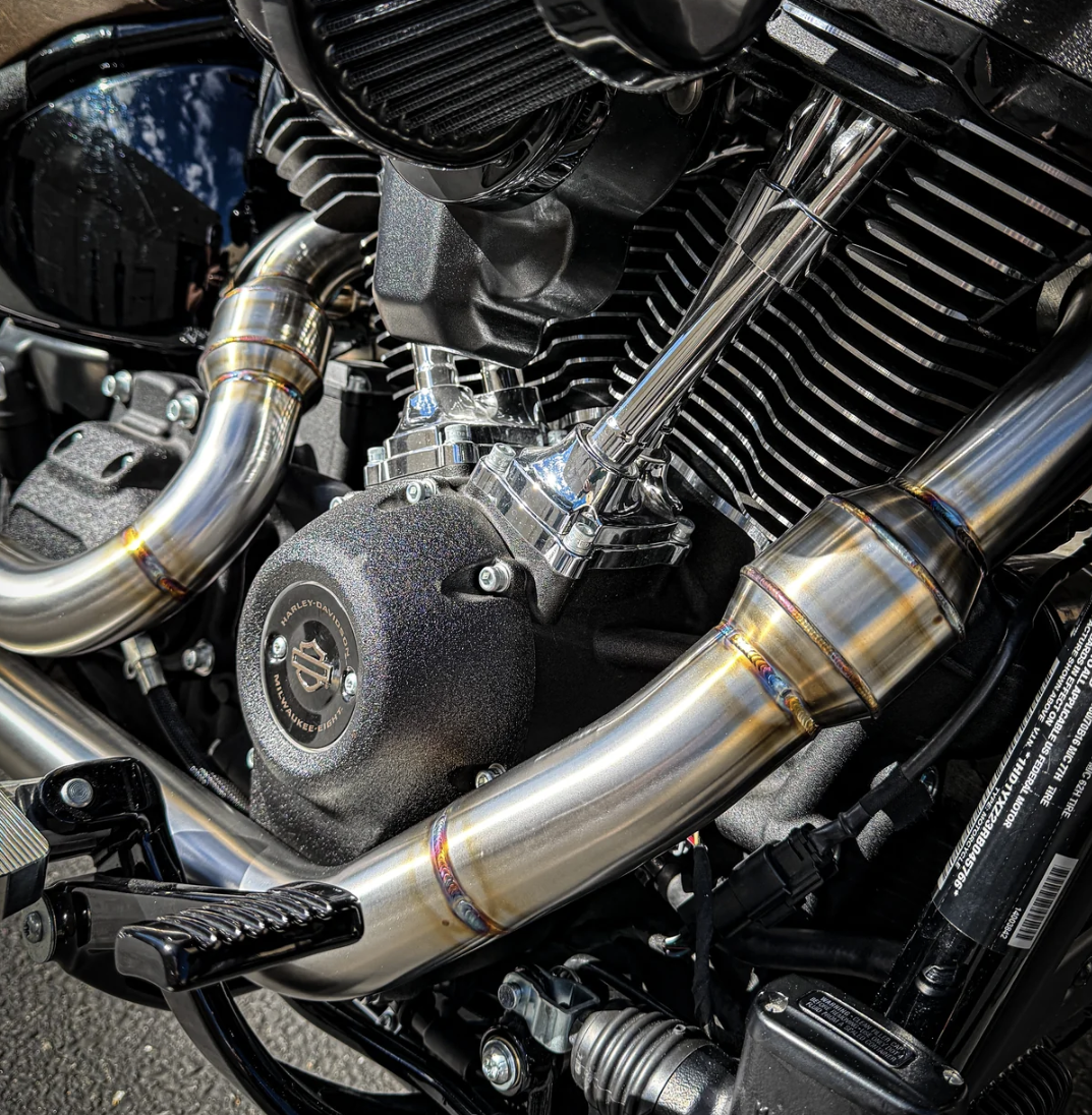 2017-PRESENT M8 BAGGER - BIG BORE 4.5