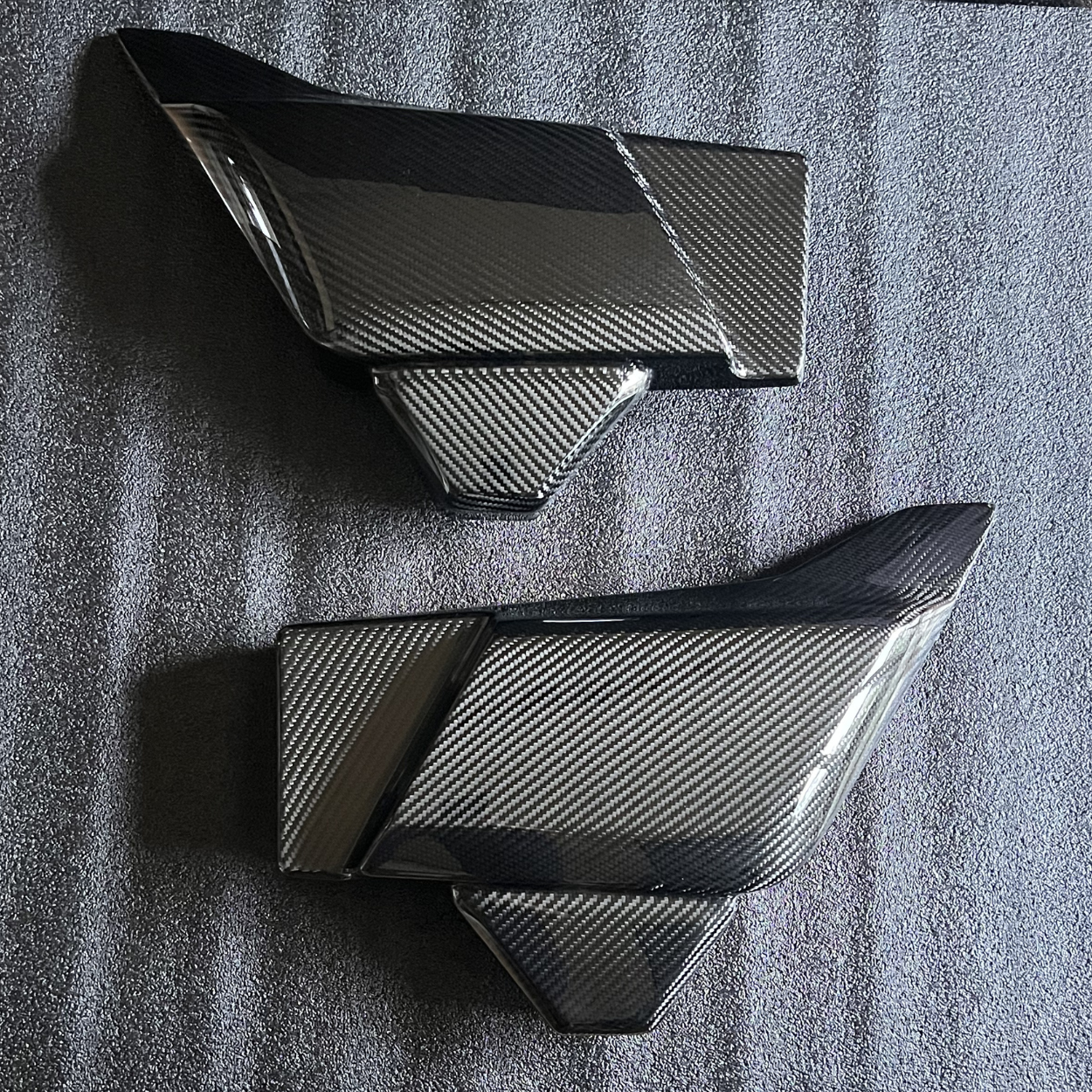 TOURING 2024+ Carbon Twill Side Covers