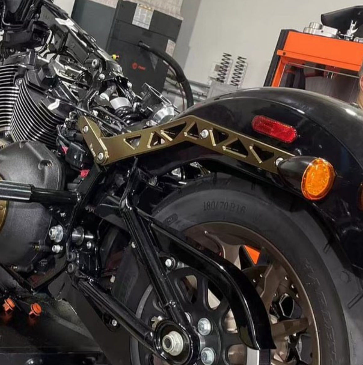 Performance Rear fender bracket