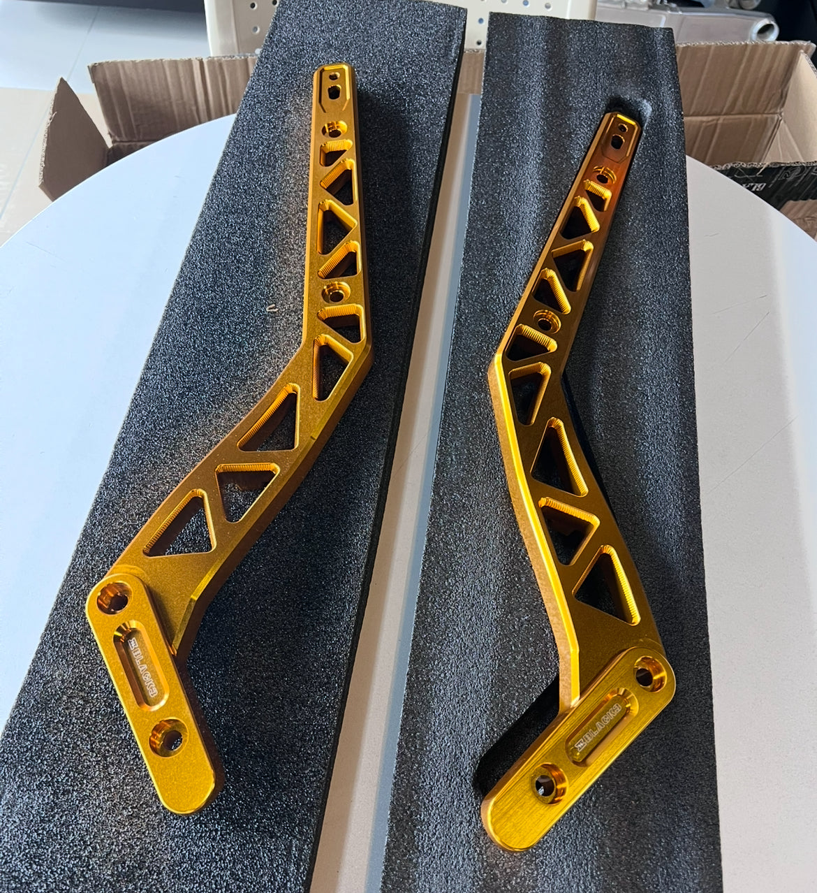 Performance Rear fender bracket