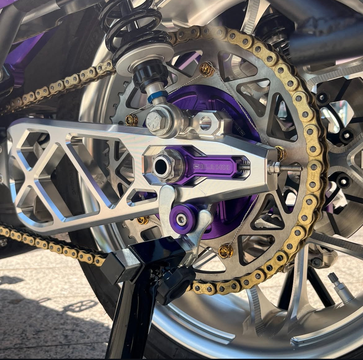 Performance swing arm  for Touring